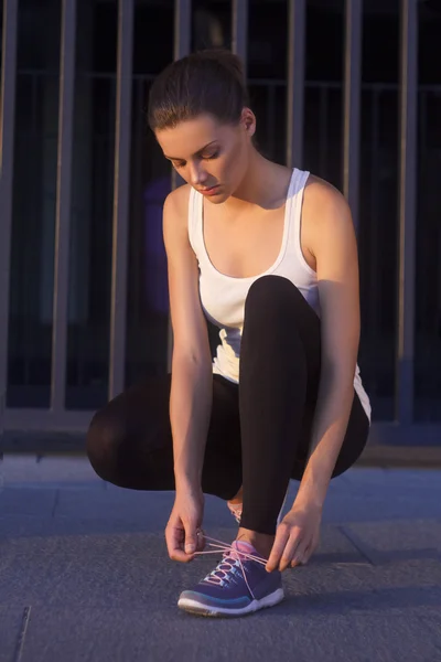 Meisje bereidt joggen — Stockfoto