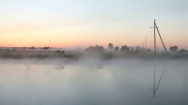 Sabah sis arka planda Pillars