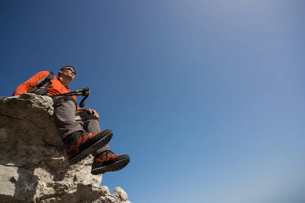 Trekking escursionistico in montagna . — Foto Stock