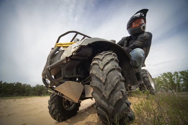 Racing ATV er sand . – stockfoto