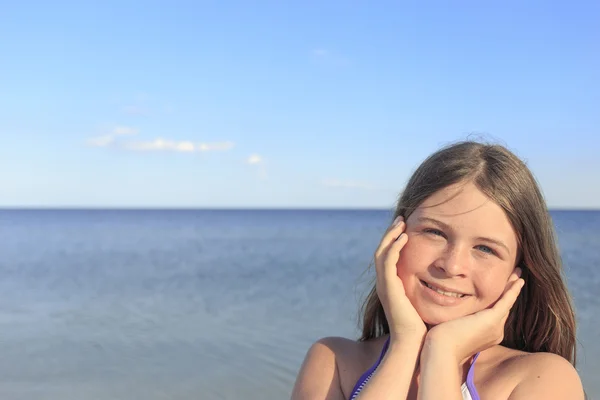 Relax on the beach in the summer on a sunny day. — Stock Photo, Image