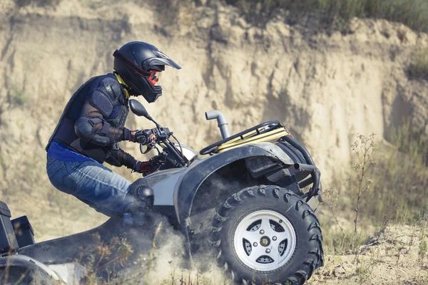 Racing ATV è sabbia . — Foto Stock