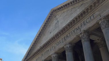 Antik Roma anıtsal yapı