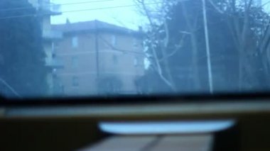 Trenin görüntülemek