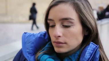 Depresyon genç güzel kadın. Açık