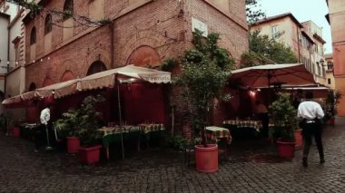 Roma'nın resimsel eski sokak