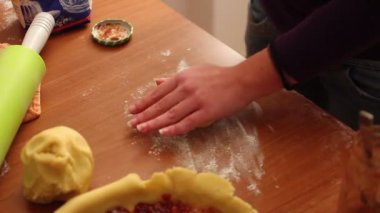 Fındıklı pasta hazırlanması