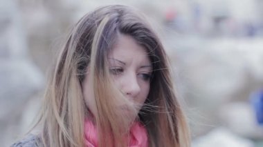 Endişeli, üzgün ve depresyonda kadın