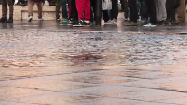 Взрыв дренажной воды — стоковое видео