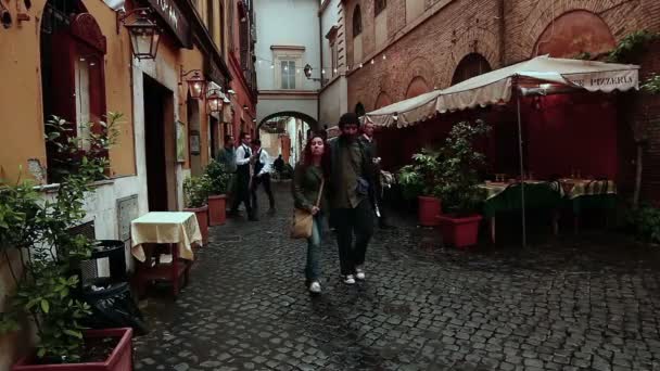 Antigua calle pictórica de Roma — Vídeo de stock