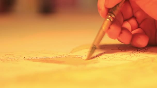 Artiste professionnel travaillant sur le paysage 