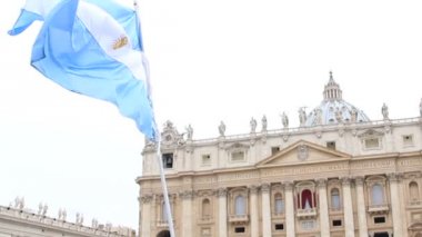 Hacılar sırasında ilk Angelus Papa Francis st Peter's Meydanı'nda