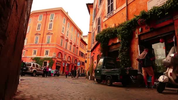Antigua calle pictórica de Roma — Vídeo de stock