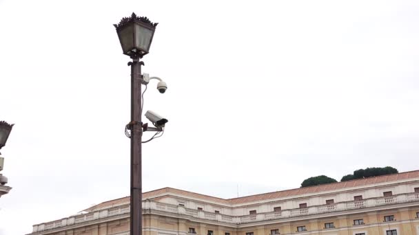 Telecamera cctv: videosorveglianza, fratello maggiore, controllo, polizia — Video Stock