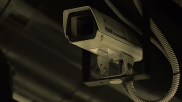 CCTV camera: videobewaking, big brother, controle, politie — Stockvideo