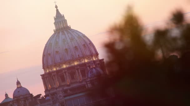 Basílica de São Pedro ao pôr-do-sol — Vídeo de Stock