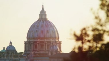 Gün batımında St Peter's Basilica