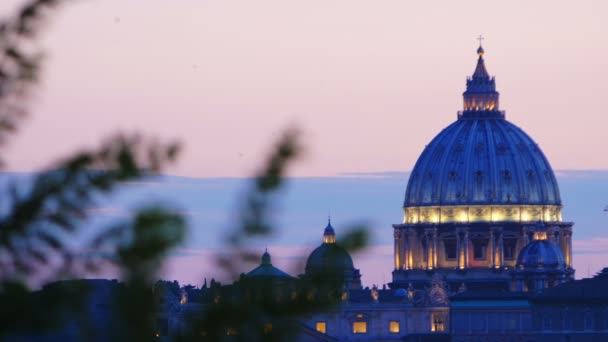 Basílica de San Pedro al atardecer — Vídeos de Stock