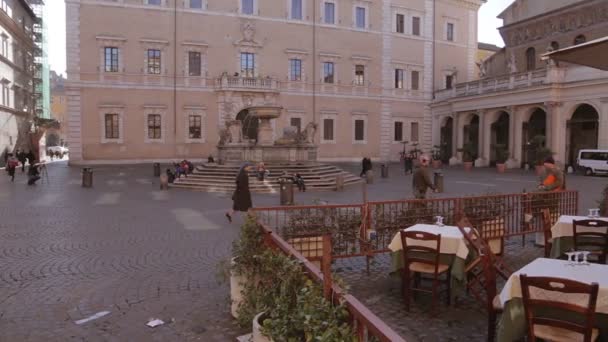 Piazza di santa maria içinde trastevere — Stok video