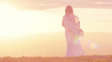 Rahatlatıcı genç bayan.