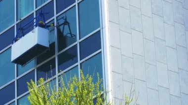 Gökdelen pencere temizleyiciler