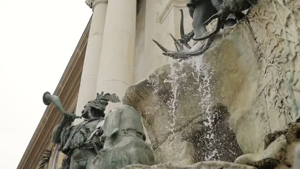 Budapest - san matthias brunnen — Stockvideo