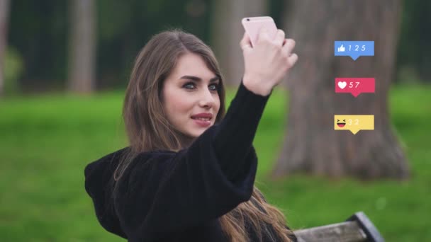 Globalization Social Beautiful Woman Takes Selfie Making Faces Overlay — Stok Video