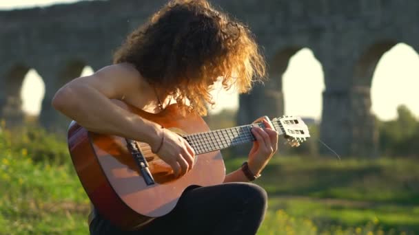셔츠를 젊은이 공원에서 기타를 — 비디오