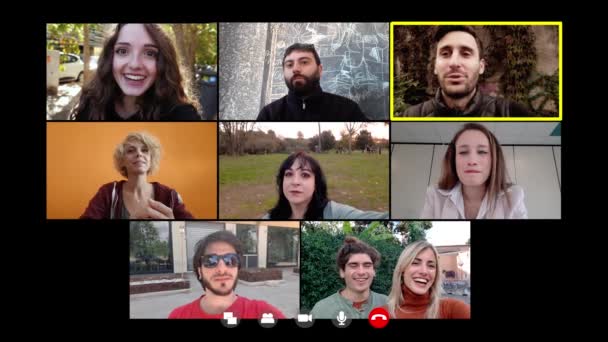 App Technologie Mladí Přátelé Mluvit Video Chatu Připojených Různých Míst — Stock video