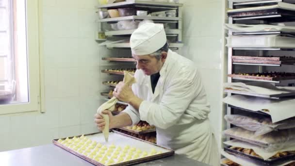 Pastelería chef cocina — Vídeos de Stock
