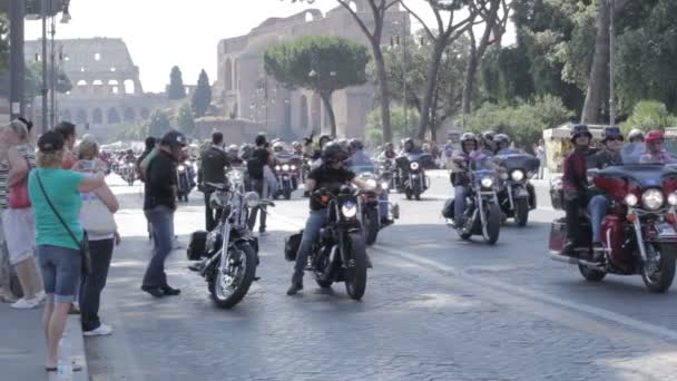 Harley Davidson motocykl motorkáři Parade