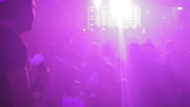 Muchedumbre fiesta y baile — Vídeos de Stock