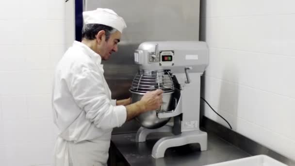 Pastelería chef cocina — Vídeo de stock