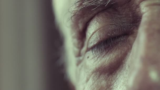 年纪的人的眼睛 — 图库视频影像