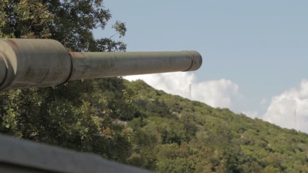 Fechar o barril do tanque — Vídeo de Stock