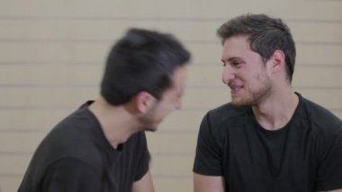 Arkadaşlar komik bir hikaye hatırlıyorum