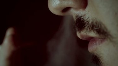 ortak bir sigara dostum - yakın çekim