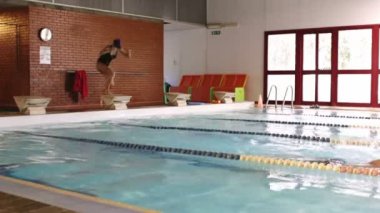 kadın atlet dalış