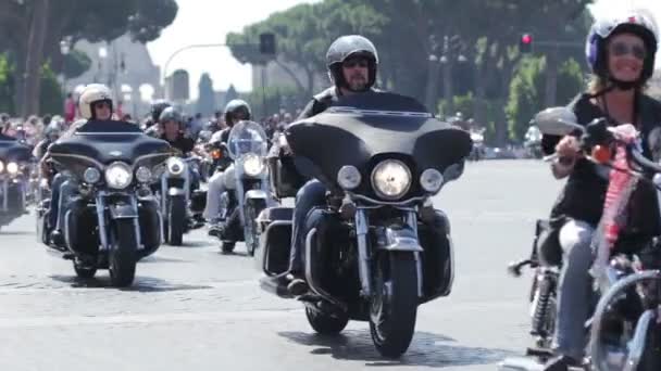 Harley Davidson motorfiets Bikers Parade — Stockvideo