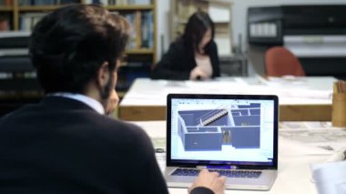 genç mimar CAD yazılımı bir mimar Studio'yu kullanarak