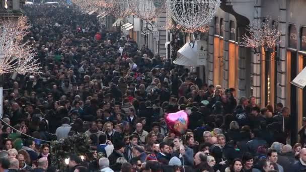 Roma centro de la ciudad en el período de ventas — Vídeos de Stock