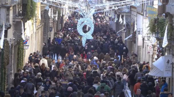 Roma centro de la ciudad en el período de ventas — Vídeos de Stock