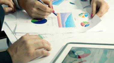 İş adamları iş projesi geliştirme 