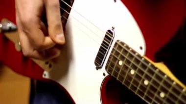 Gitar, gitar bas ve davul