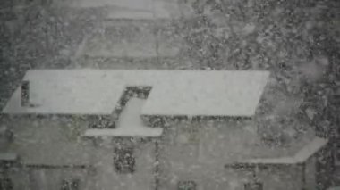 Bir kar fırtınası sırasında şehir