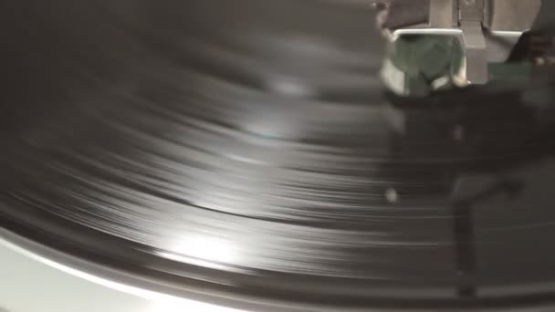 Disco in vinile rotante — Video Stock