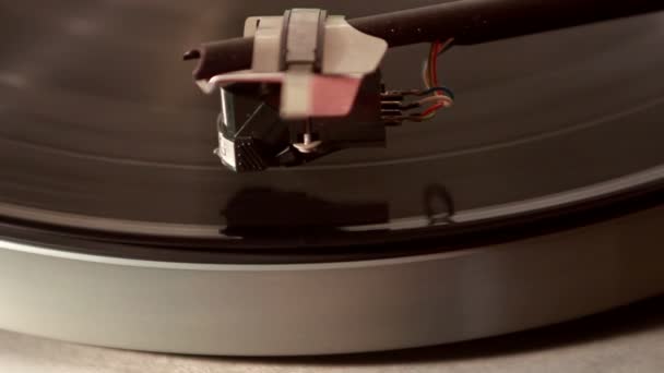 Vinylskivor för spinning — Stockvideo