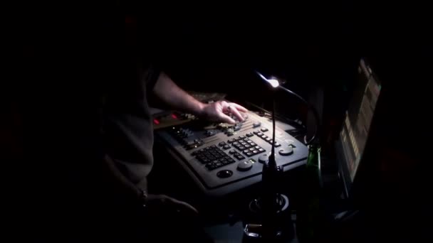 Mixer op het concert — Stockvideo