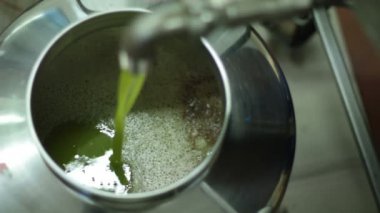 Üretim sızma zeytin süreci