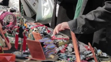 Kadının el hileci city piyasa ekranda dokunmatik